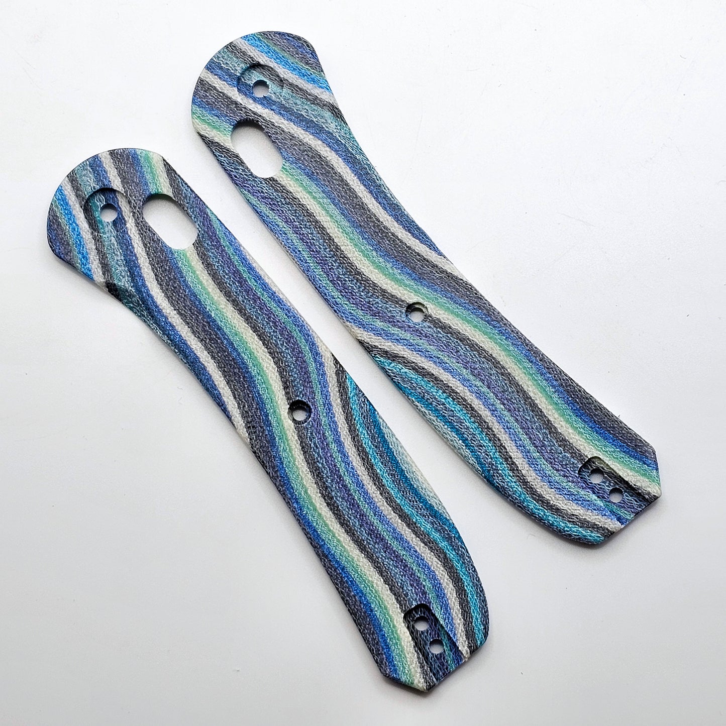 Lander 2 G-Carta Scales – From the Workbench Collection – Blue Mexican Blanket RippleCut – One of One