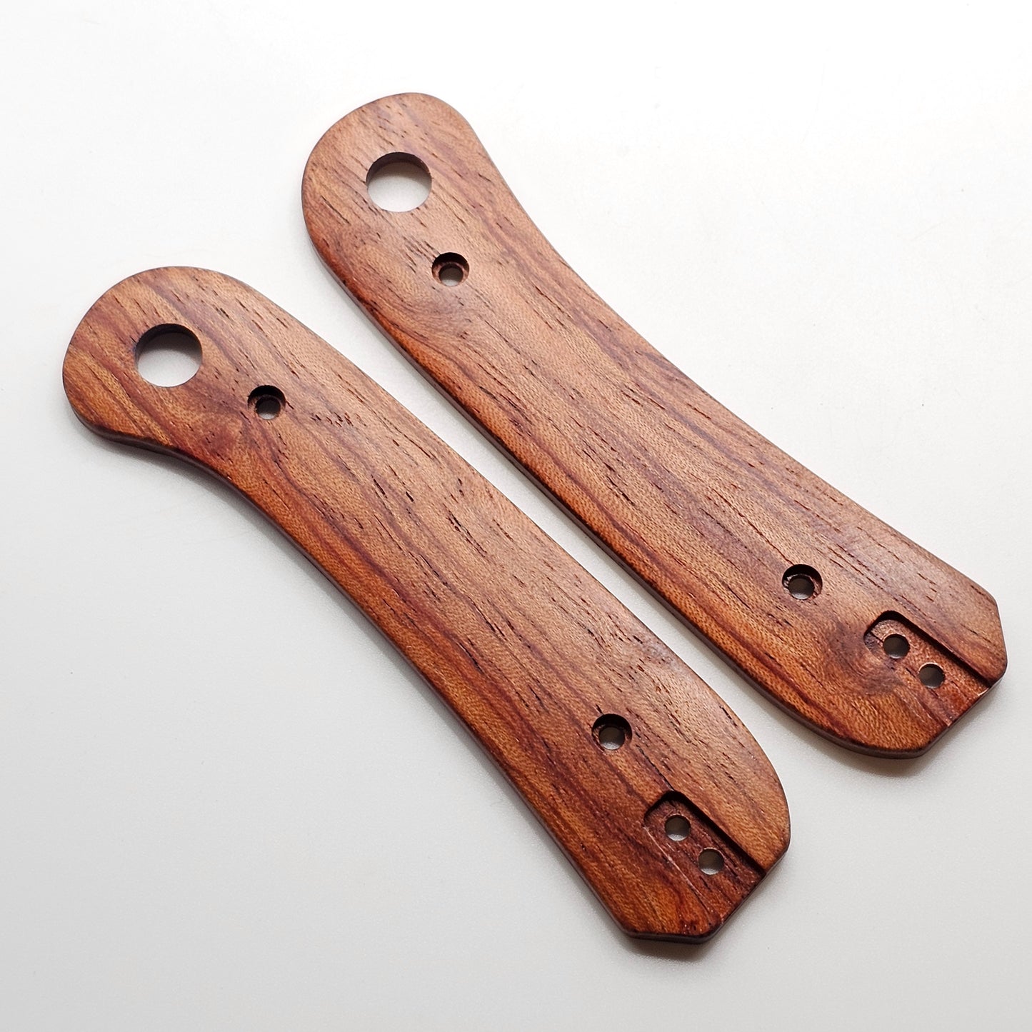 Knafs Lander 1 Scales – Bubinga Wood