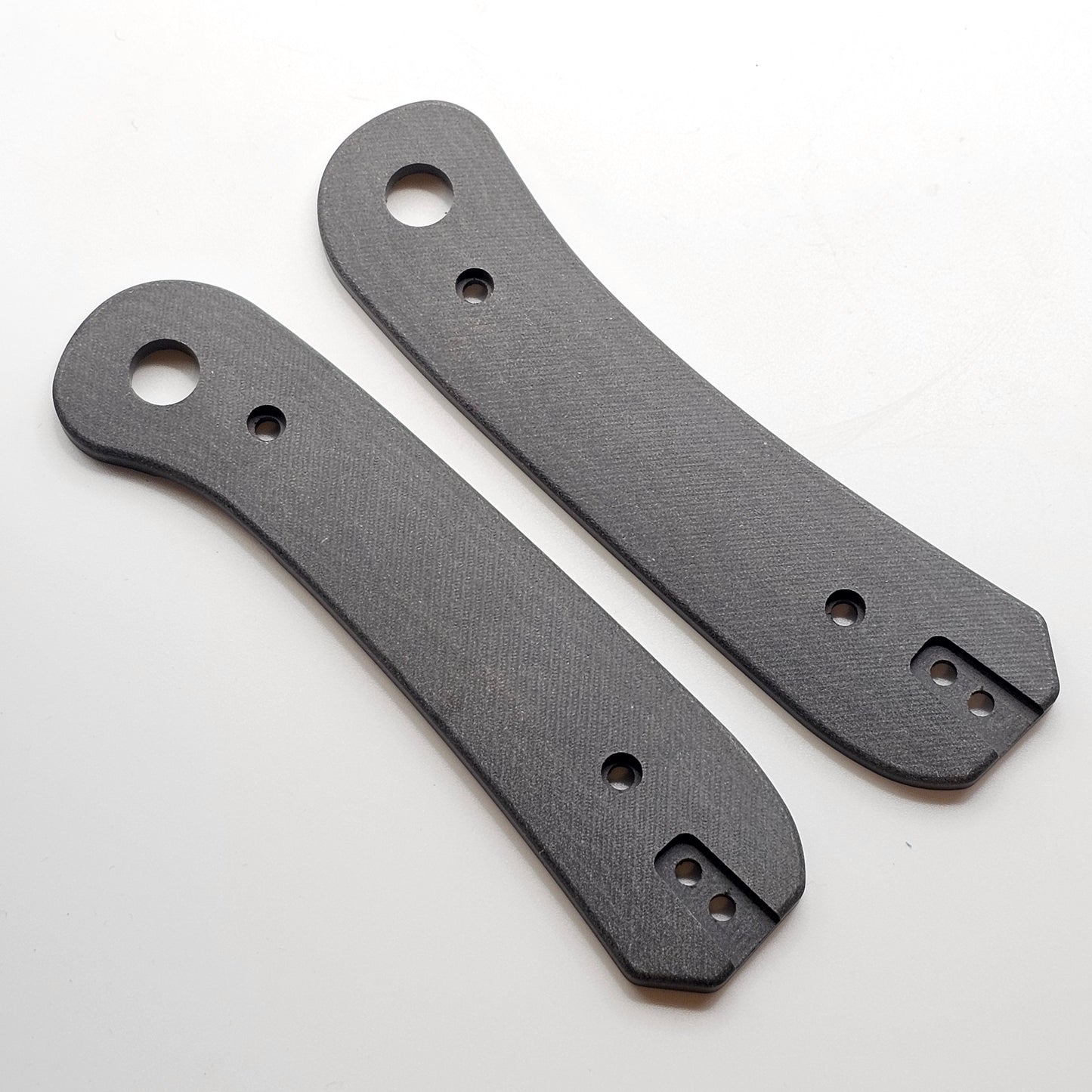 Knafs Lander 1 Scales – Black Richlite