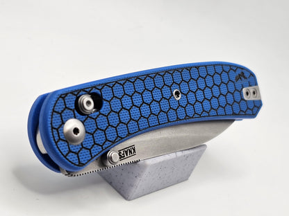 Knafs Lander 2 G10 Scales - Hex Pattern