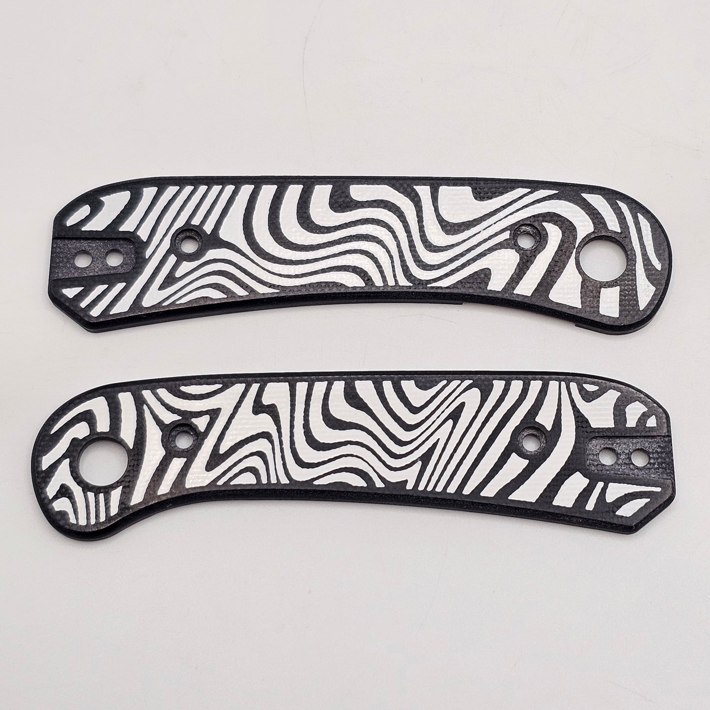 Knafs Lander 1 Scales - Zebra Pattern