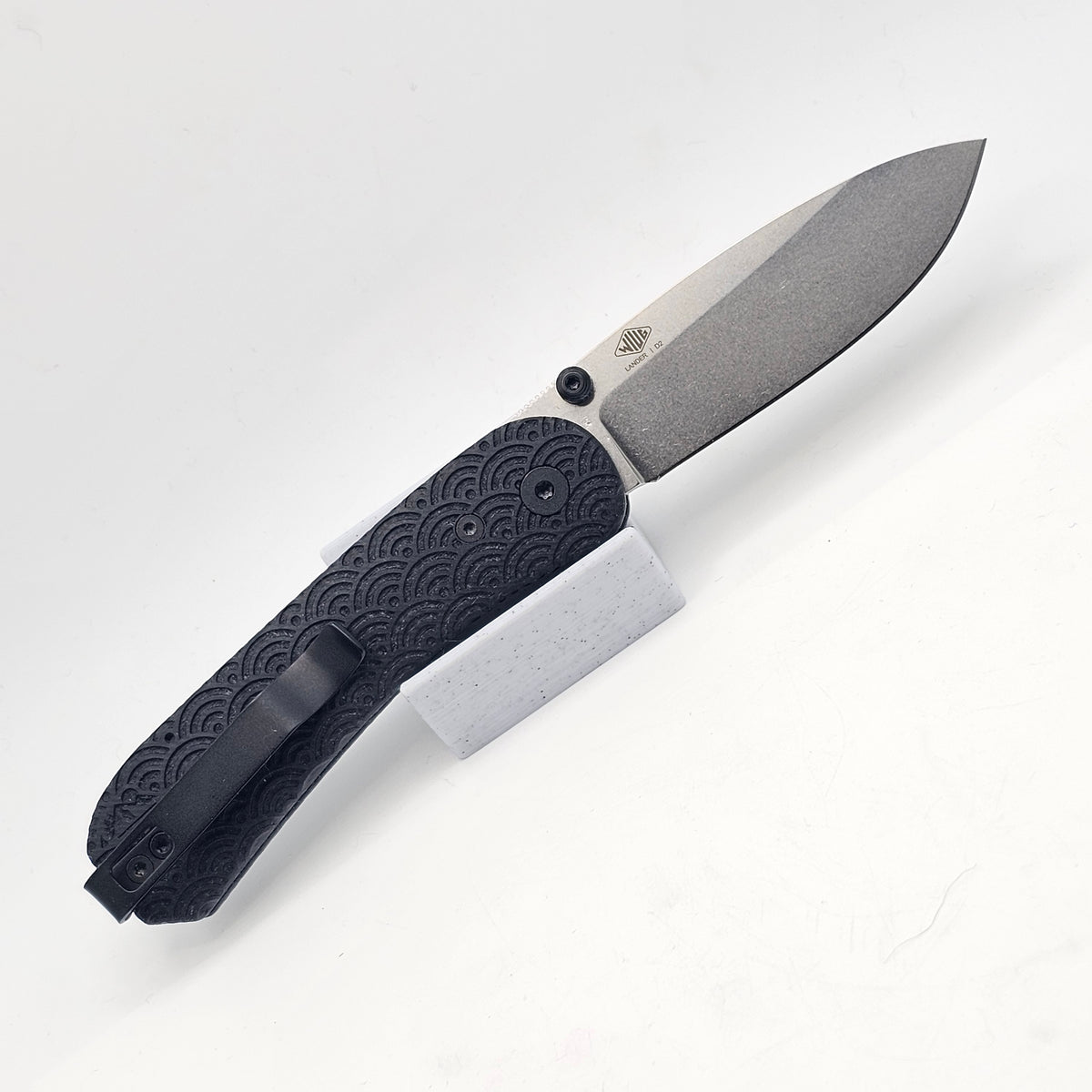 Knafs Lander 1 Pocket Knife - Stonewash D2 Blade - Seigaiha Black Micarta